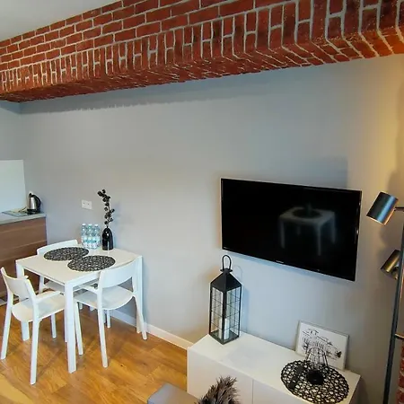 Apartment Domino *